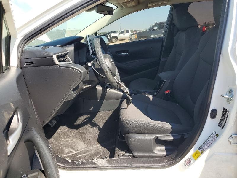 2020 TOYOTA COROLLA LE 7