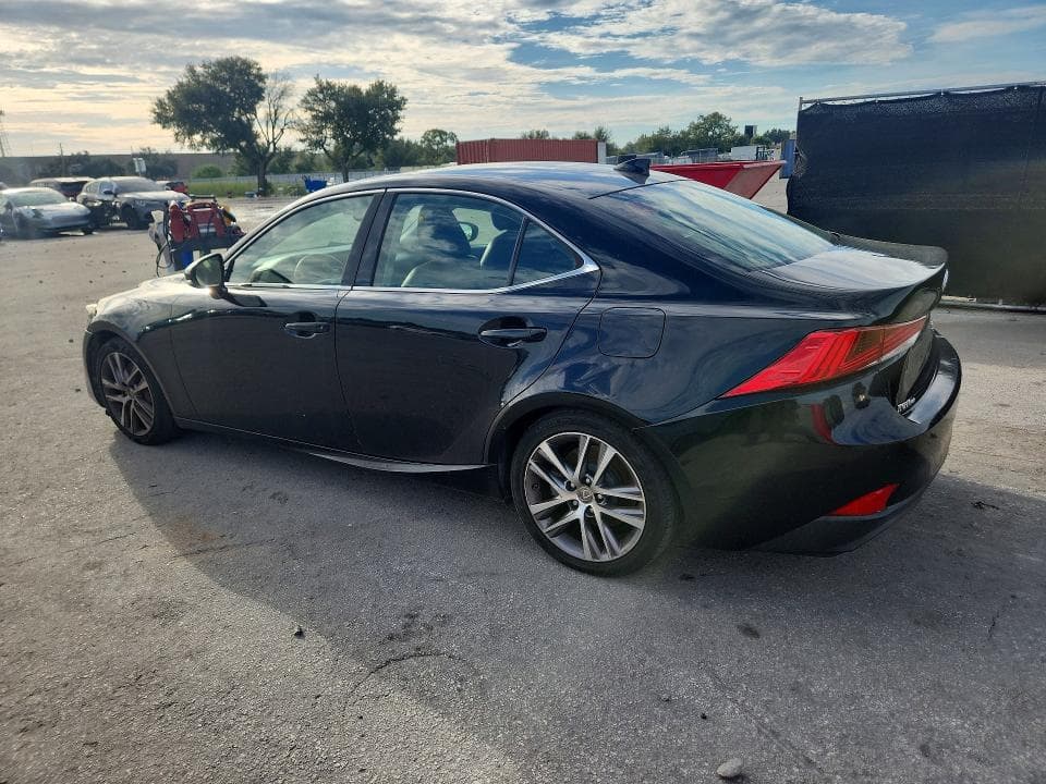 2018 LEXUS IS 300 2