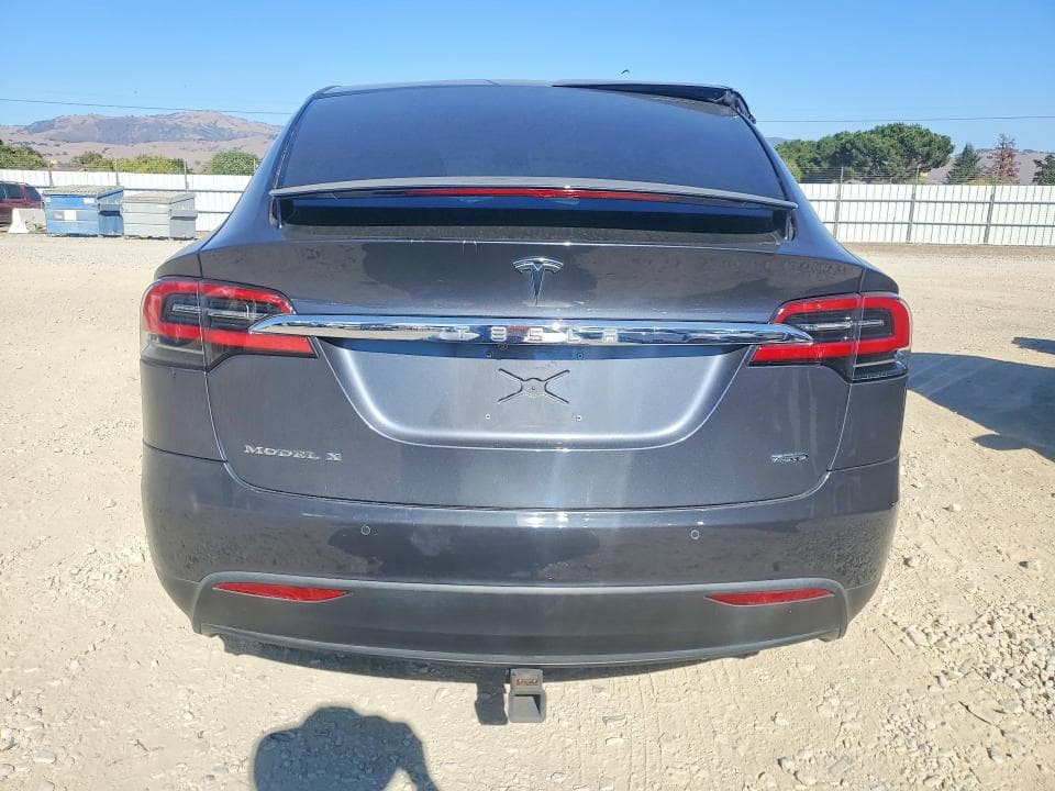 2018 TESLA MODEL X 6