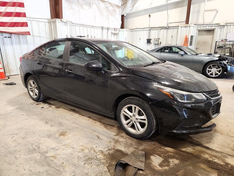 2017 CHEVROLET CRUZE LT 4
