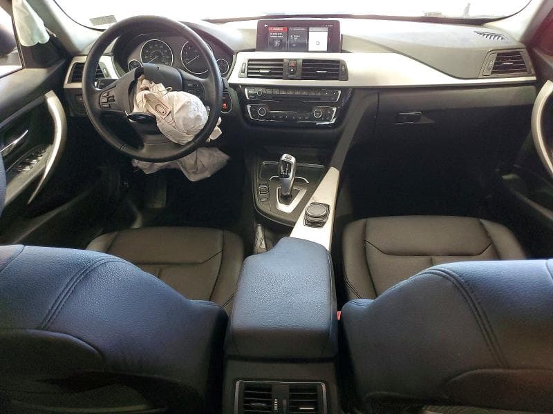 2018 BMW 320 XI 8