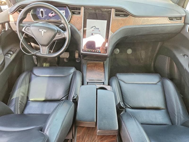 2018 TESLA MODEL X 8