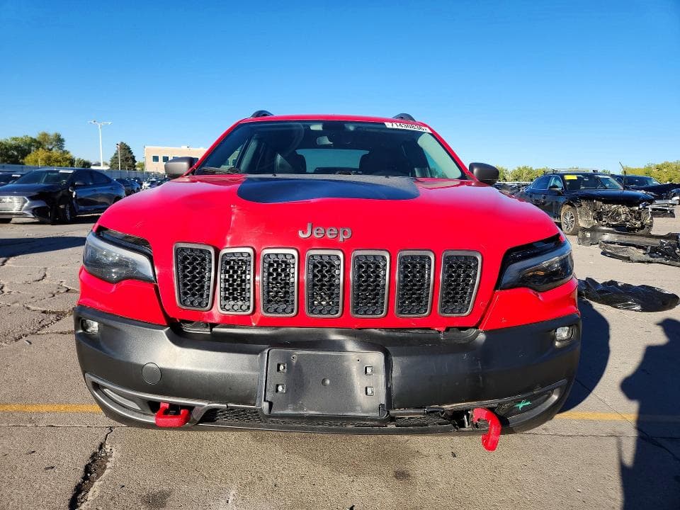 2019 JEEP CHEROKEE TRAILHAWK 5