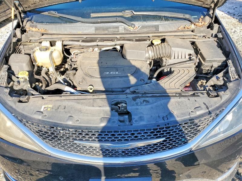 2017 CHRYSLER PACIFICA 12