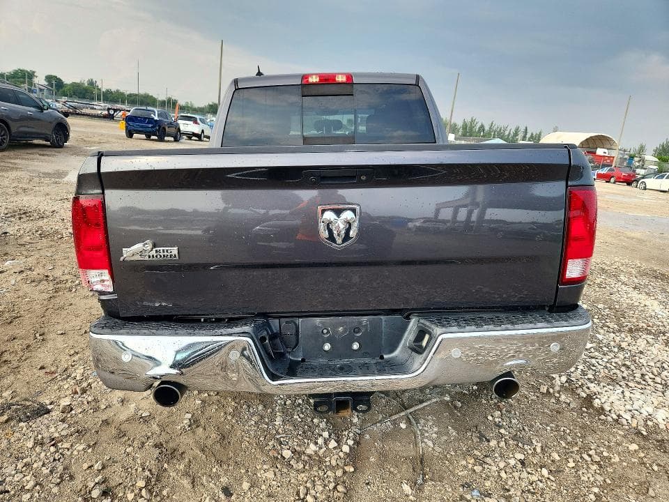 2018 RAM 1500 SLT 6