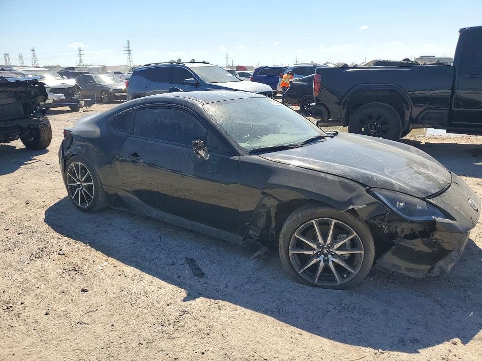 2024 TOYOTA GR86 BASE 4