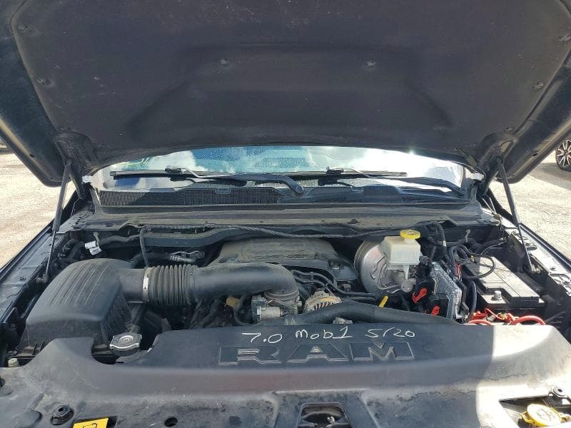 2019 RAM 1500 LARAMIE 11