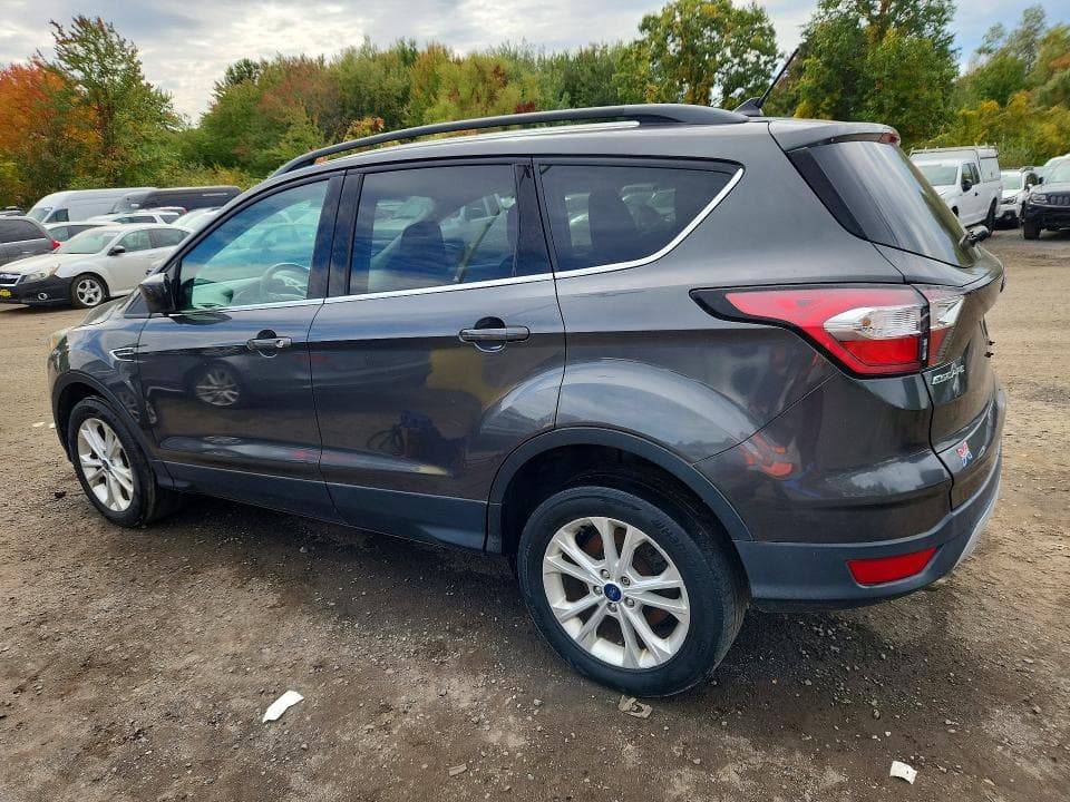 2018 FORD ESCAPE SE 2
