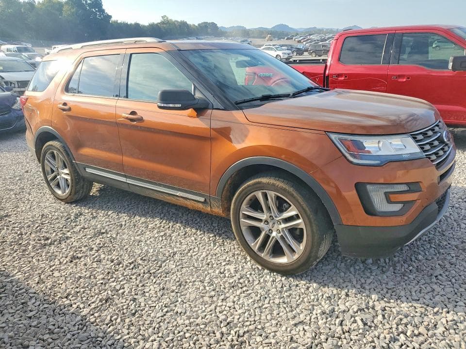 2017 FORD EXPLORER XLT 4