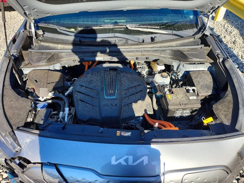 2022 KIA NIRO EV EX 12