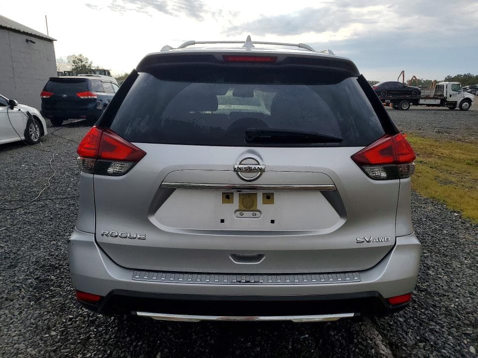 2017 NISSAN ROGUE SV 6