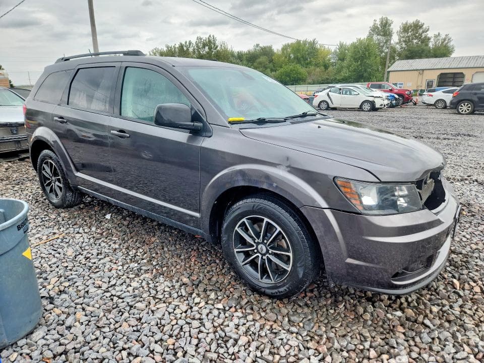 2018 DODGE JOURNEY SE 4