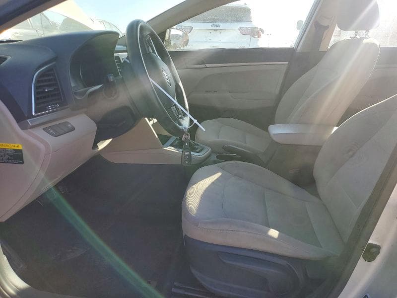 2017 HYUNDAI ELANTRA SE 7