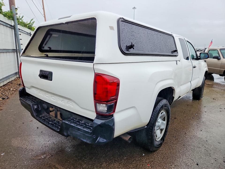 2022 TOYOTA TACOMA SR 3