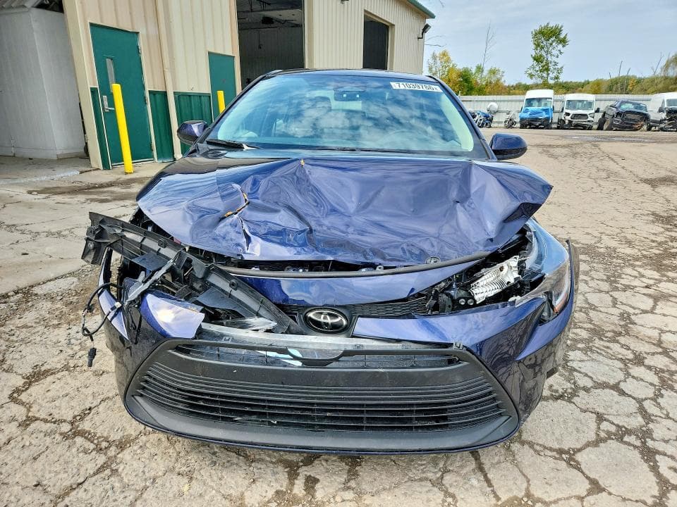 2025 TOYOTA COROLLA LE 5