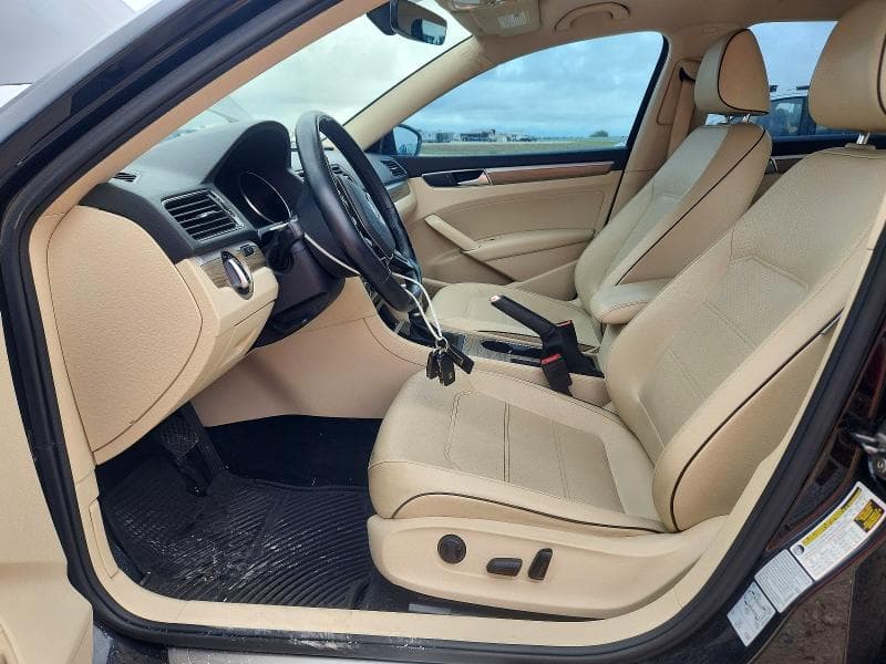 2017 VOLKSWAGEN PASSAT SE 7