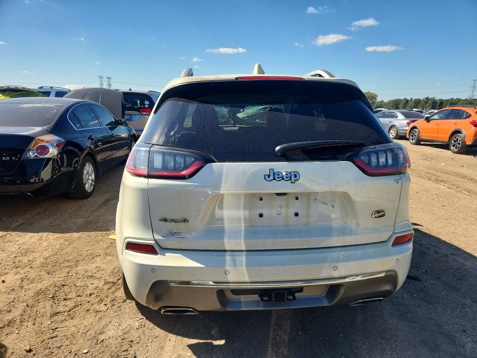 2019 JEEP CHEROKEE OVERLAND 6