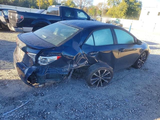 2019 TOYOTA COROLLA SE 3