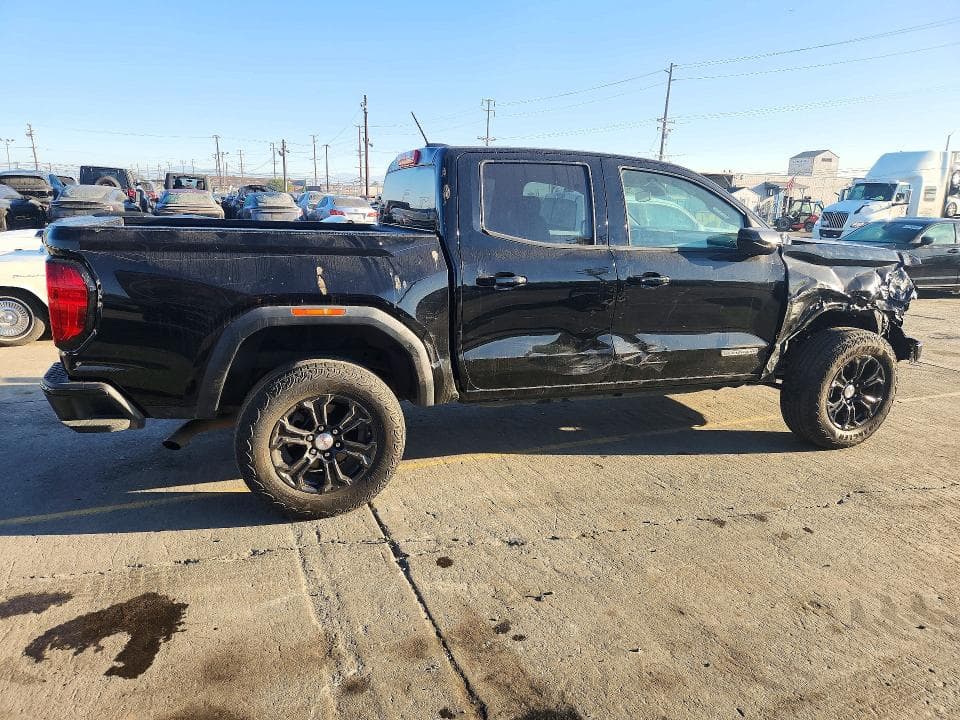 2023 GMC CANYON 3