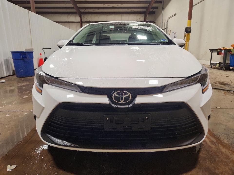 2026 TOYOTA COROLLA LE 5