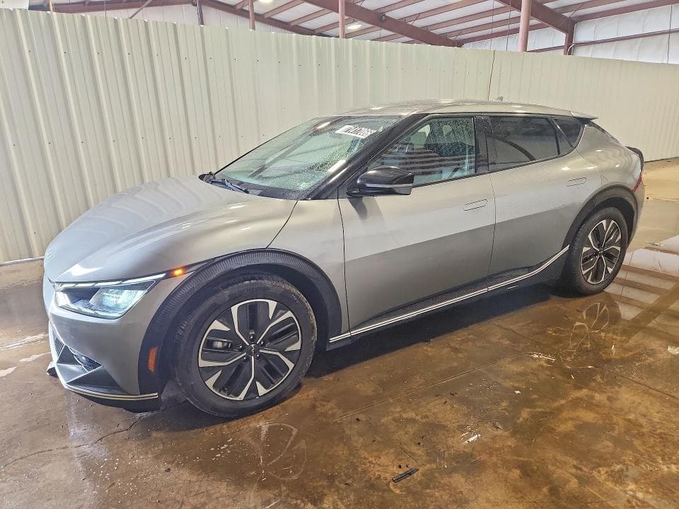 2023 KIA EV6 WIND
