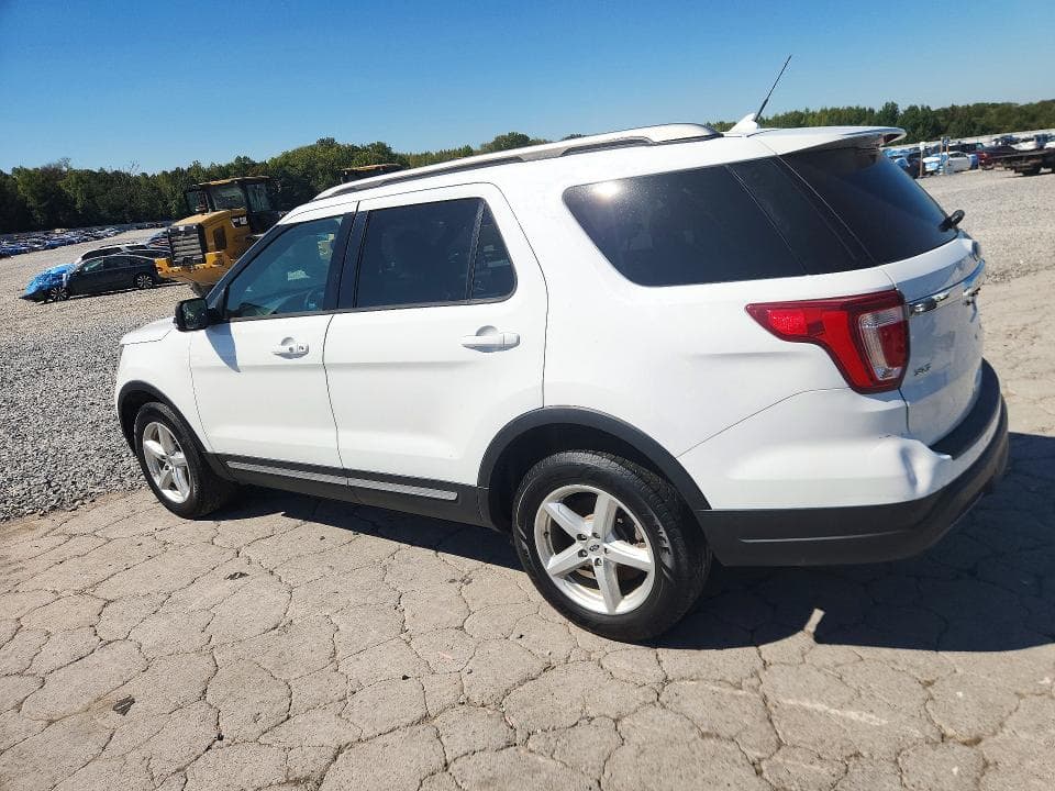 2019 FORD EXPLORER XLT 2