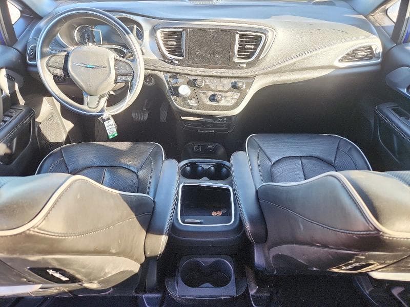 2020 CHRYSLER PACIFICA HYBRID LIMITED 8