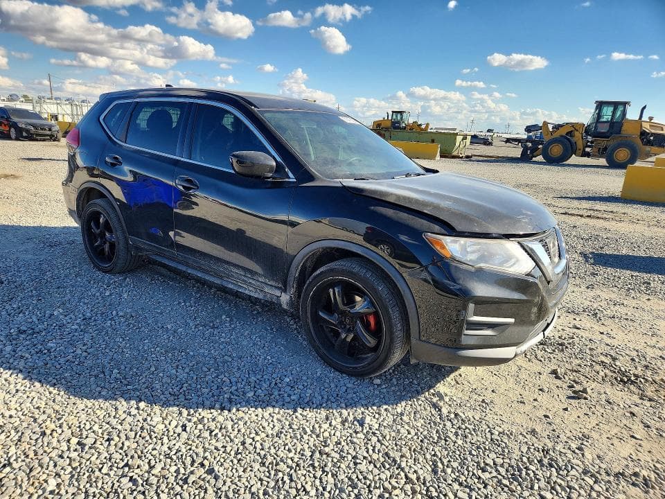 2017 NISSAN ROGUE S 4