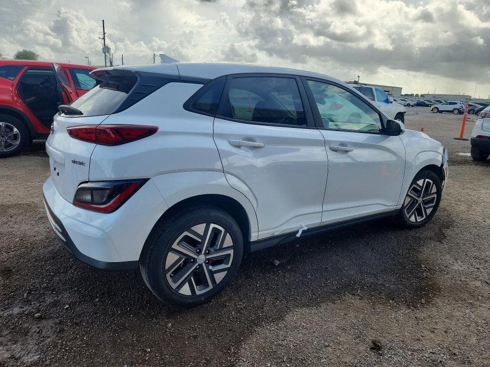 2023 HYUNDAI KONA SEL 3