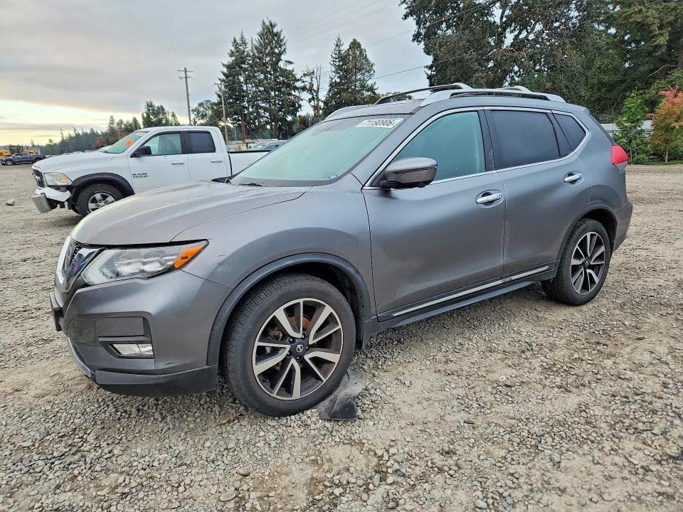 2017 NISSAN ROGUE SL