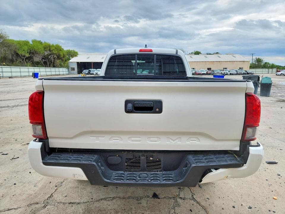 2023 TOYOTA TACOMA SR 6