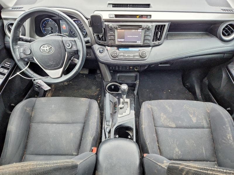 2018 TOYOTA RAV4 XLE 8