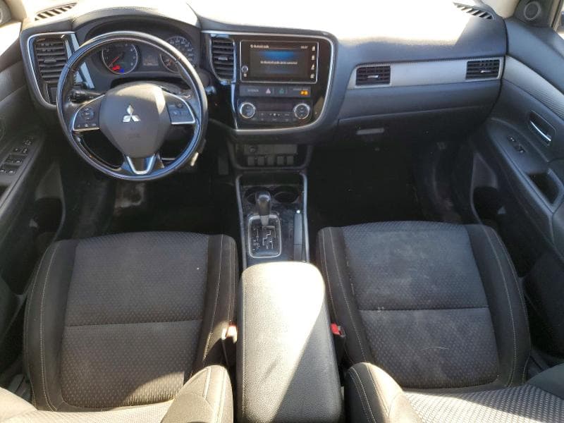 2018 MITSUBISHI OUTLANDER ES 8