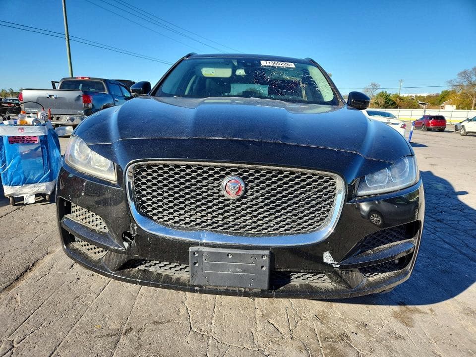 2018 JAGUAR F-PACE PREMIUM 5
