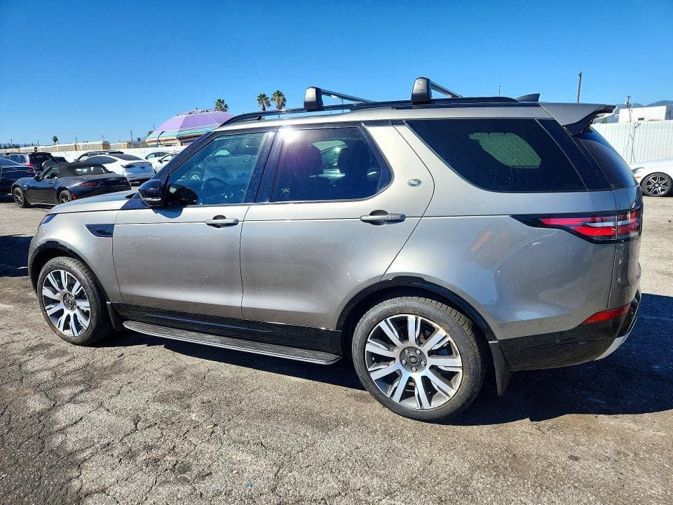 2019 LAND ROVER DISCOVERY HSE LUXURY 2