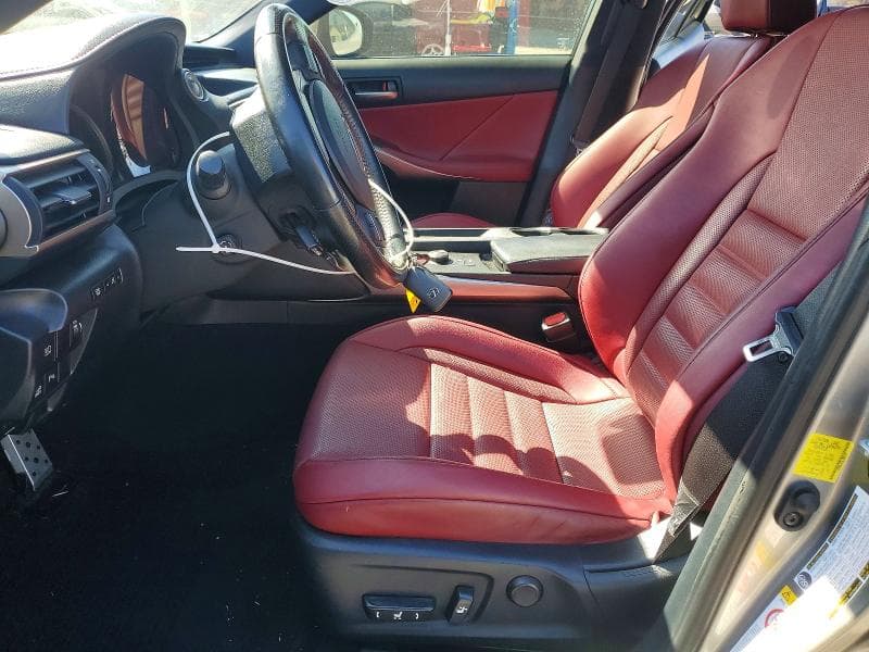 2018 LEXUS IS 300 7