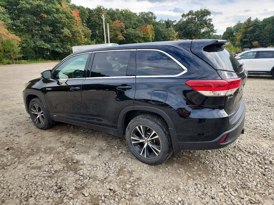 2019 TOYOTA HIGHLANDER HYBRID LE 2