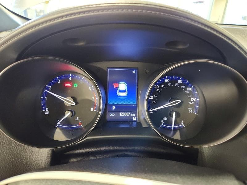 2019 TOYOTA C-HR LE 9
