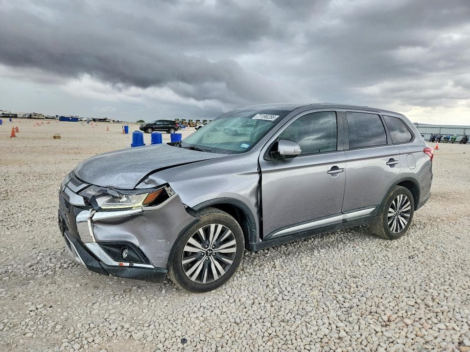 2019 MITSUBISHI OUTLANDER SE - 1