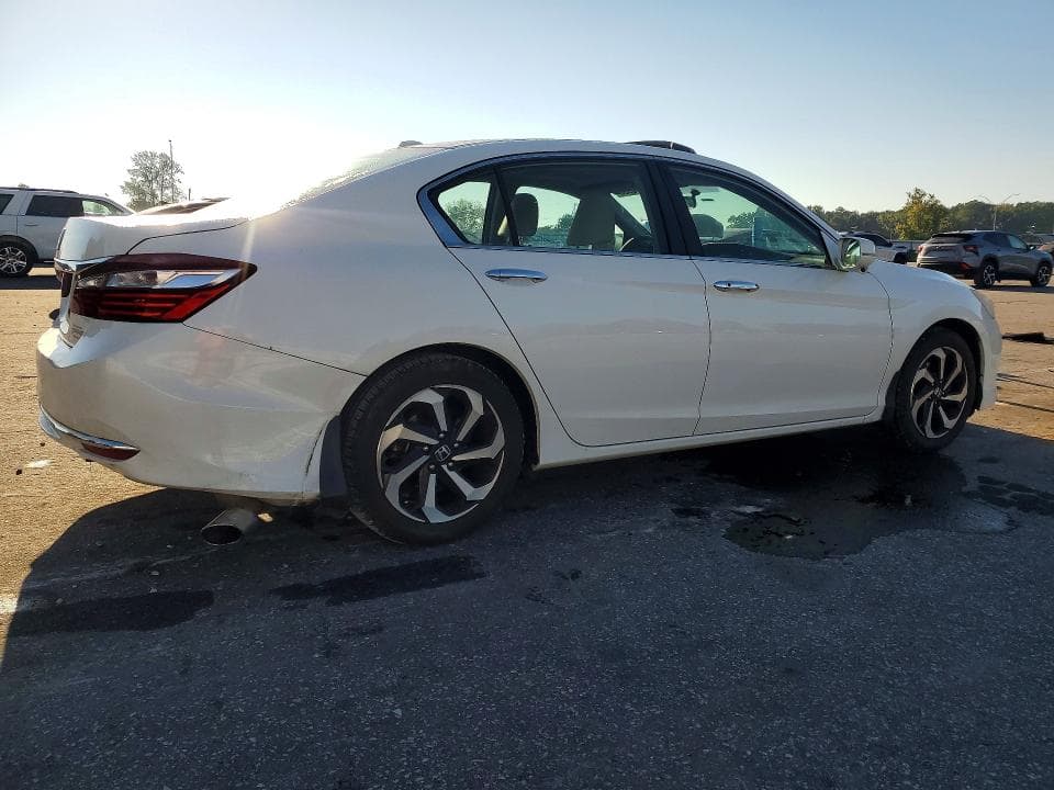 2017 HONDA ACCORD EX 3