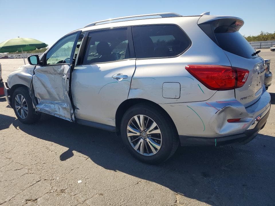 2019 NISSAN PATHFINDER SV 2