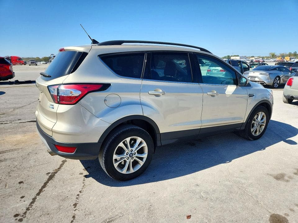 2018 FORD ESCAPE SEL 3