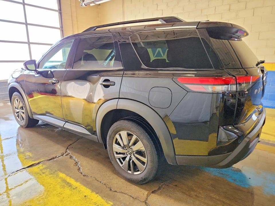 2025 NISSAN PATHFINDER SV 2