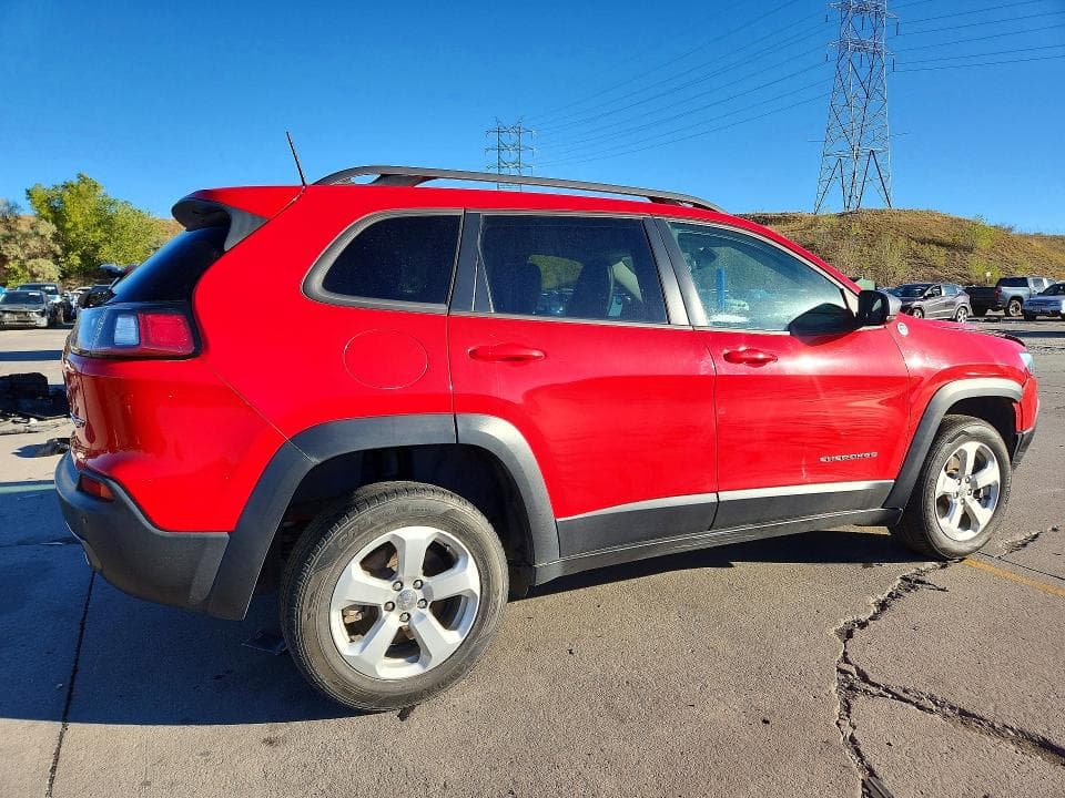 2019 JEEP CHEROKEE TRAILHAWK 3