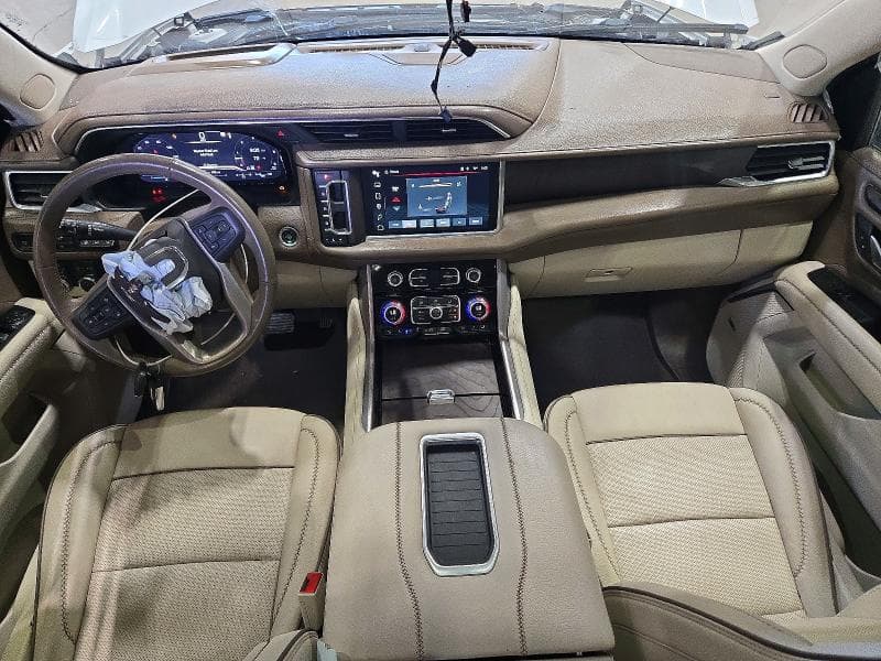 2022 GMC YUKON DENALI 8