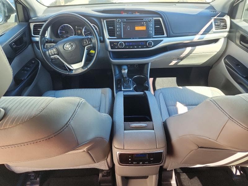 2019 TOYOTA HIGHLANDER LE PLUS 8