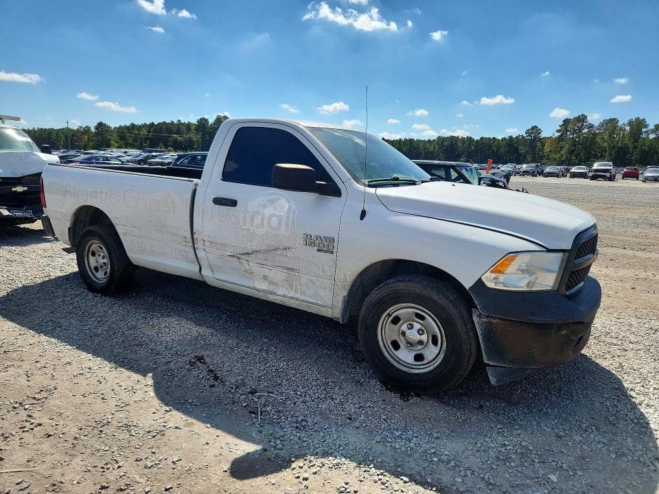 2019 RAM 1500 CLASSIC TRADESMAN 4