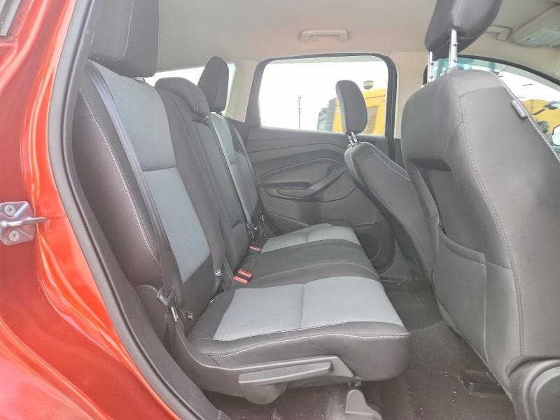 2019 FORD ESCAPE SE 11