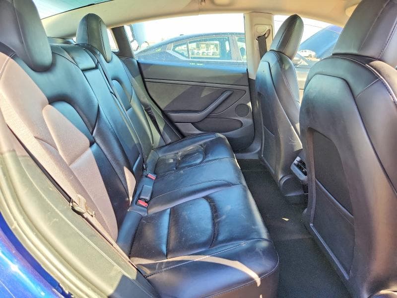 2022 TESLA MODEL 3 10