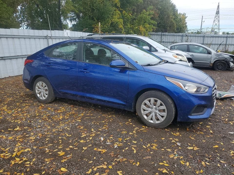 2020 HYUNDAI ACCENT SE 4